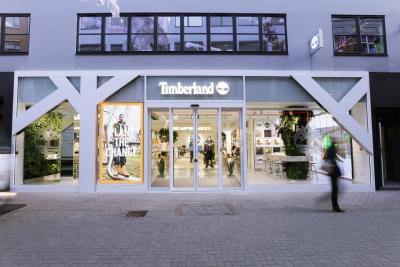 Timberland’s new purpose-led store environment recognized for design excellence. Pictured here: Timberland store, Carnaby Street, London