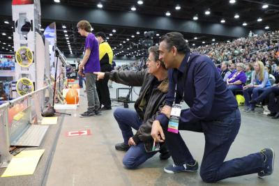 First Founder Dean Kamen with Raj Subramaniam, President and Chief Operating Officer, FedEx Corporation at First Competition