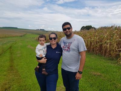 Franciele Caixeta, with her son, Daniel, and husband, Hugo, an agronomist professor at Paulista State University, one of the most prestigious universities in Brazil.