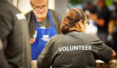 Hormel Foods and H-E-B partnered with Meals on Wheels in San Antonio to deliver meals to seniors.