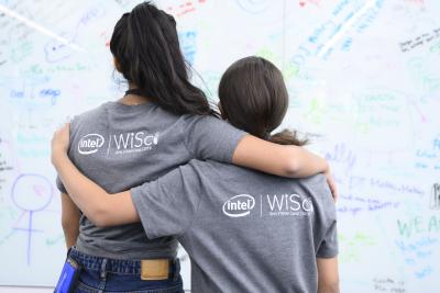 Girls in seventh, eighth and ninth grades take part in the Women in Science Girls’ STEAM Camp at Oregon State University, Cascades campus in Bend, Oregon, from July 28 to Aug. 3, 2019. (Credit: Walden Kirsch/Intel Corporation)