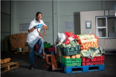 Rescued produce from farms in South Africa is ready for distribution by FoodForward South Africa, which serves more than 200,000 South Africans facing hunger annually. GFN and PepsiCo’s partnership helped FFSA deliver more than 2 million servings to those in need in 2018.