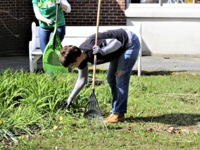Timberland employees work at Dondero School in Poretsmouth as part of Earth Day activities. (Kathleen Lozier) photo courtesy Patch New Hampshire website