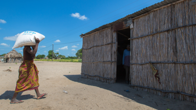 A critical WFP food delivery in Mozambique. Source: Guido Dingemans