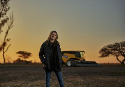 On Rural Women’s Day New Holland celebrates the crucial role of women in agriculture: Jésica Olivo, agronomist, rural contractor and farmer in Argentina.