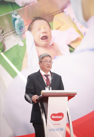 Mr Nguyen Truong Son, Vice Minister, Ministry of Health in Vietnam is speaking at HUGGIES and UNICEF launch of partnership event