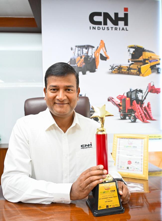 Raunak Varma, Country Manager CNH Industrial India with Global CSR Excellence and Leadership Award