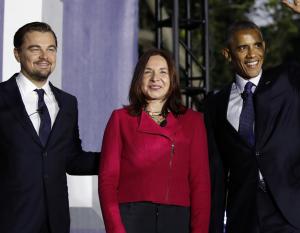 Dr. Katharine Hayhoe arrives at the White House with President Barack Obama and actor Leonardo DiCaprio to talk about climate change as part of an event in Washington, DC, on Oct. 3, 2016. Image: Carolyn Kaster/AP