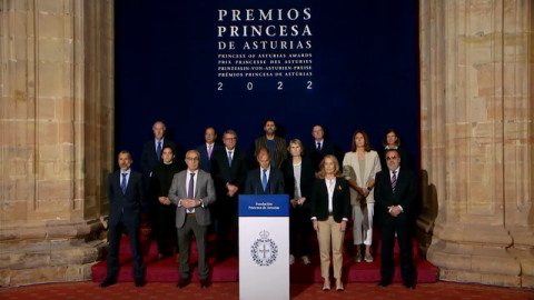 Olympic Refuge Foundation and IOC Refugee Olympic Team Honoured With 2022 Princess of Asturias Award for Sports