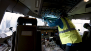 United Now Cleaning Flight Decks with UVC Lighting